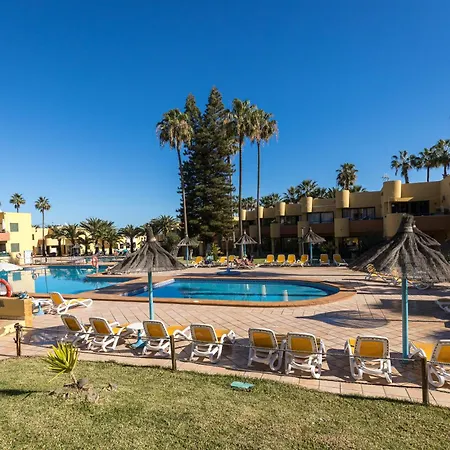 Home2book Zen Oasis Pool & Terrace, * קורלחו