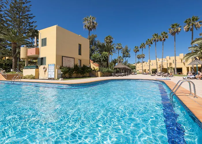 Home2book Zen Oasis Pool & Terrace, 科拉雷侯